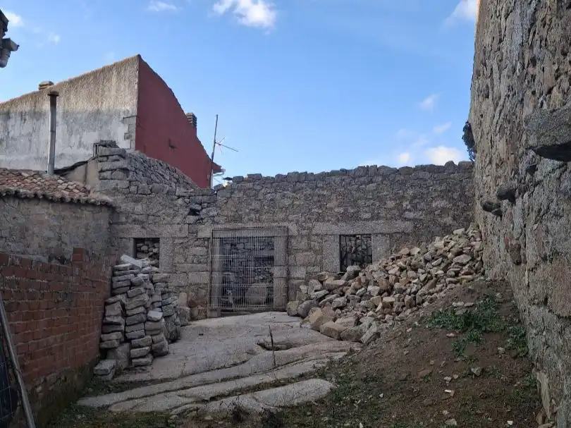 Exterior view of Land for sale in Zarzalejo, Madrid