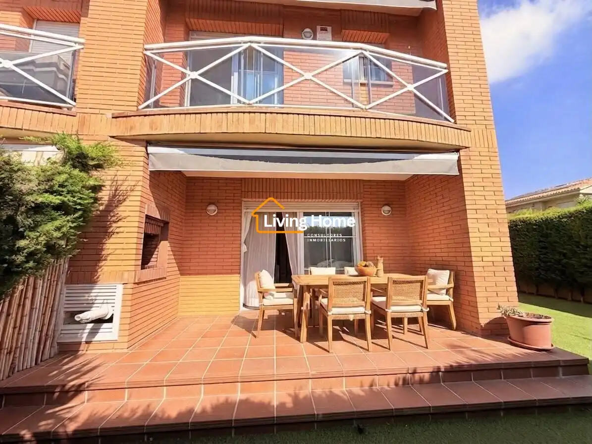 Terraza de Casa o chalet en venta en Cambrils con Calefacción, Jardín privado y Terraza
