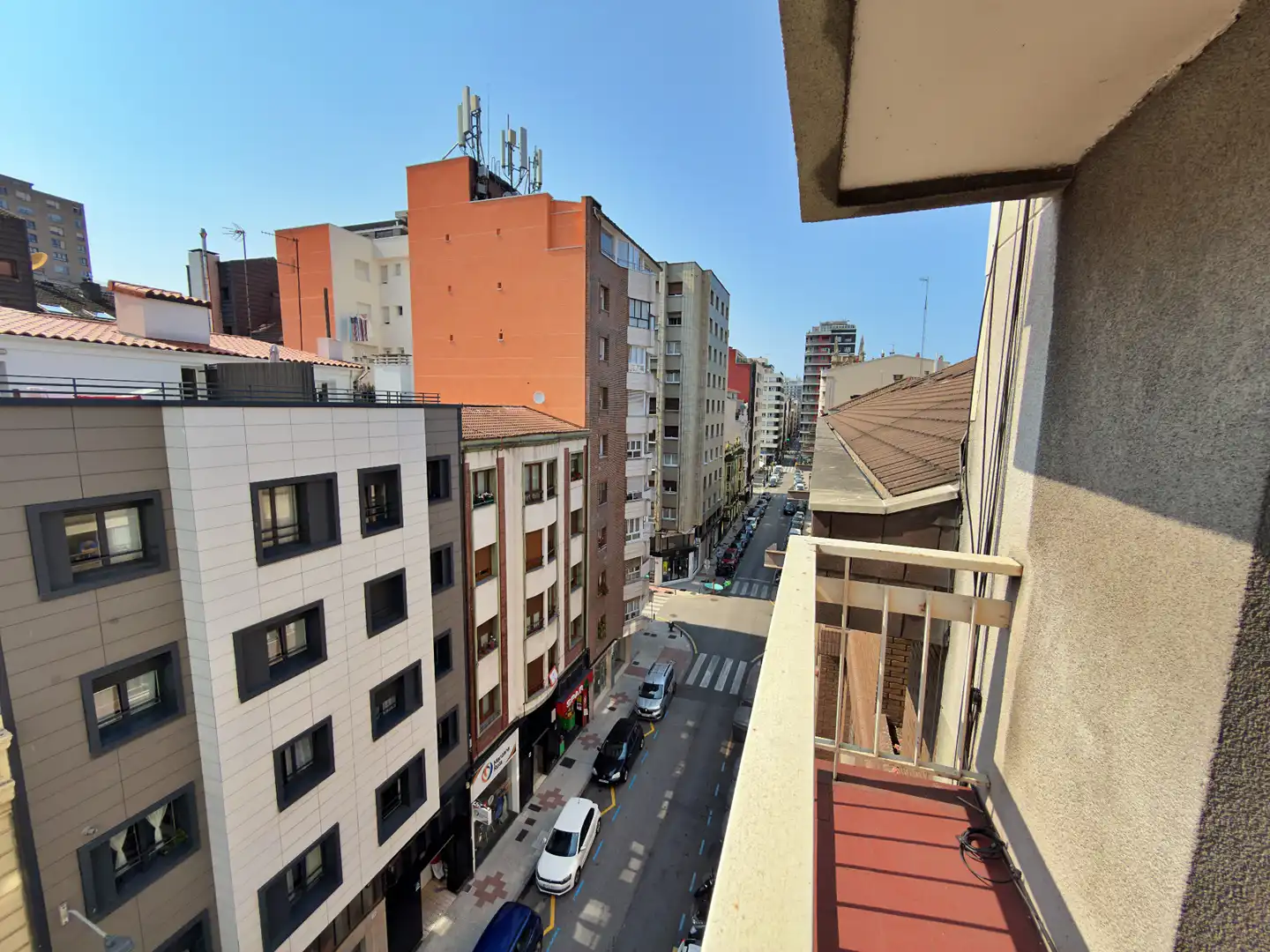 Vista exterior de Pis en venda en Gijón  amb Calefacció, Parquet i Terrassa