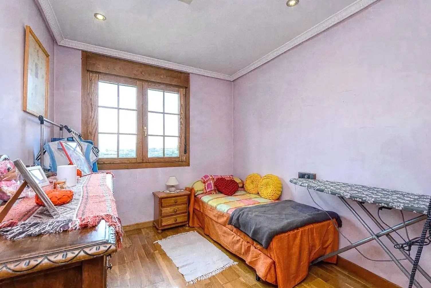 Habitación de Casa o chalet en venta en Oviedo  con Calefacción, Jardín privado y Terraza