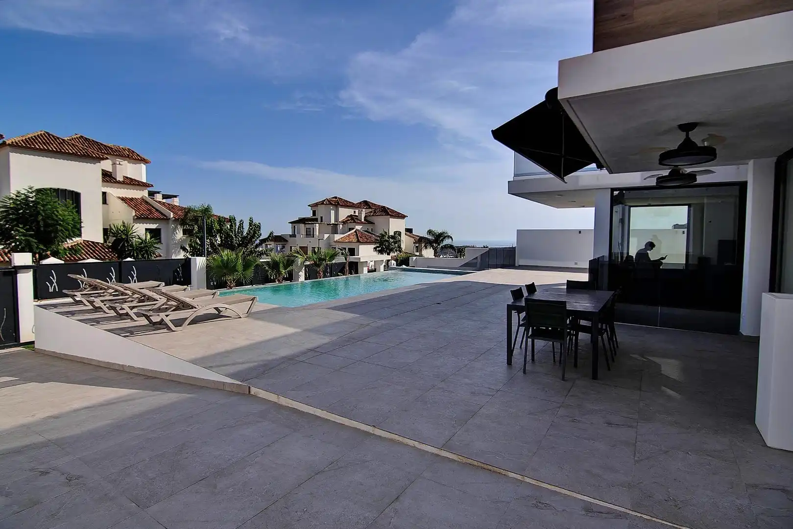 Villa con piscina in vendita a Golf Bahía, imagen 55