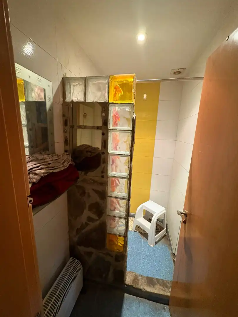 Bathroom of Country homes for sale in Vezdemarbán  with Private garden, Terrace and Storage room