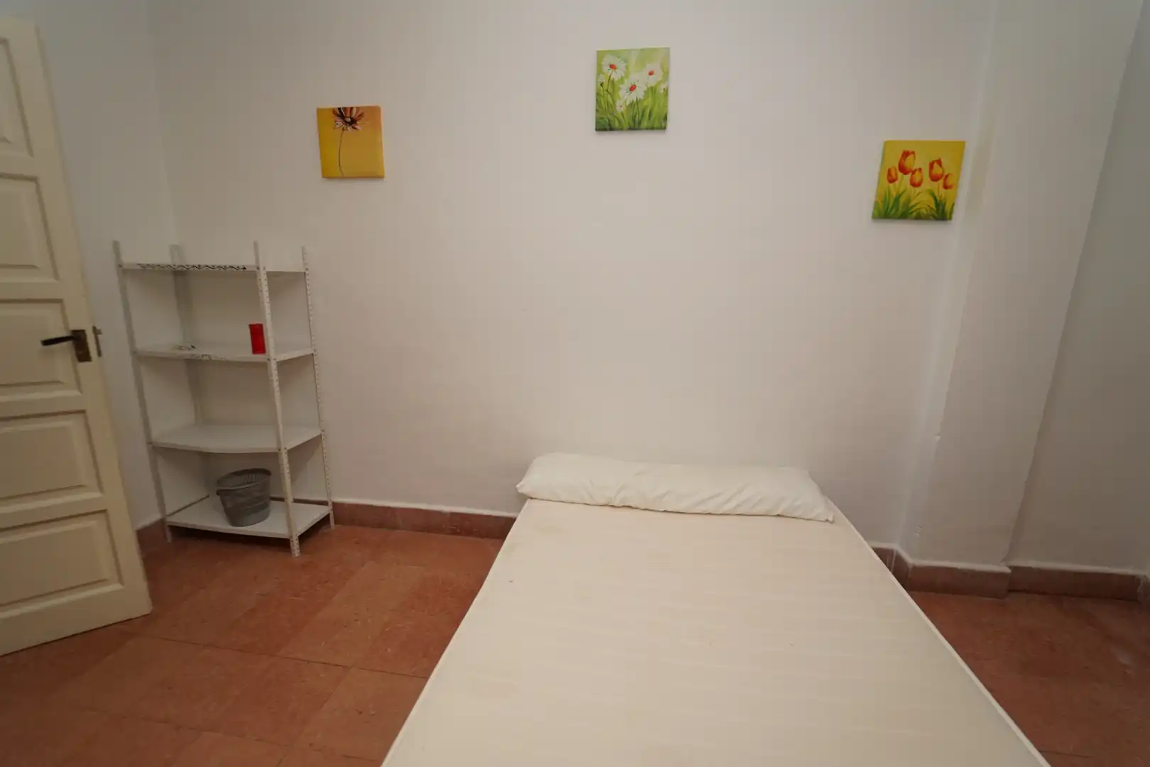 Bedroom of Flat for rent in Granada  with Air Conditioner, Furnished and Washing machine