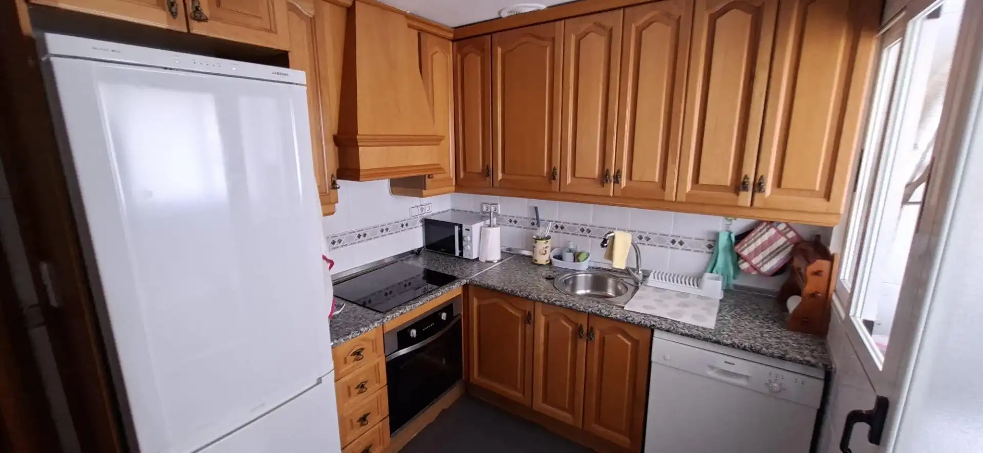 Cocina de Piso de alquiler en Granada con Calefacción, Amueblado y Balcón