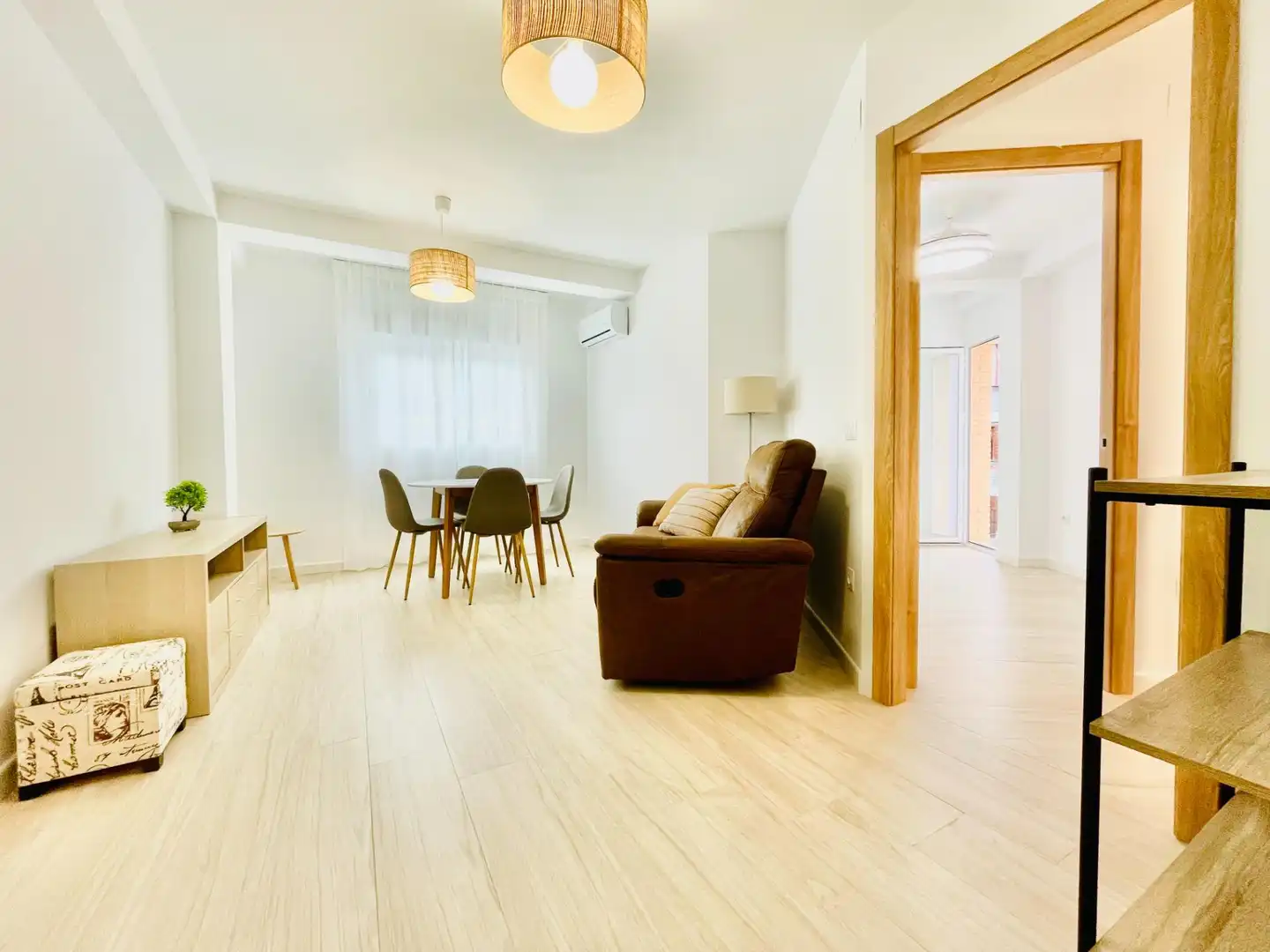 Wohnzimmer von Wohnung zur Miete in Córdoba mit Klimaanlage, Heizung und Terrasse