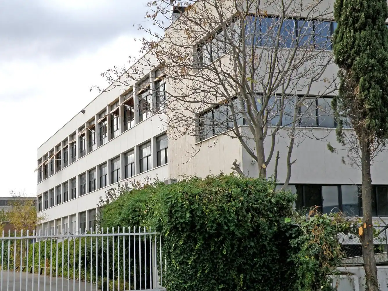 Gewerbefläche zur Miete in El Barral Ferial
