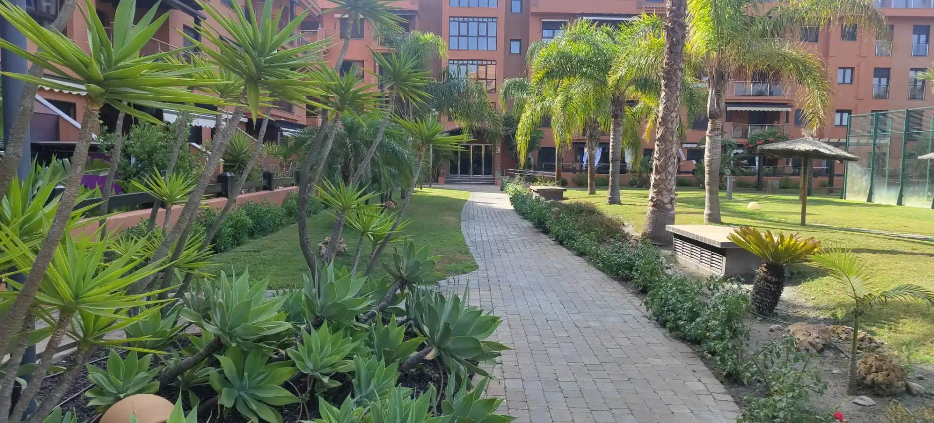 Vista exterior de Pis de lloguer en Motril amb Aire condicionat, Calefacció i Parquet