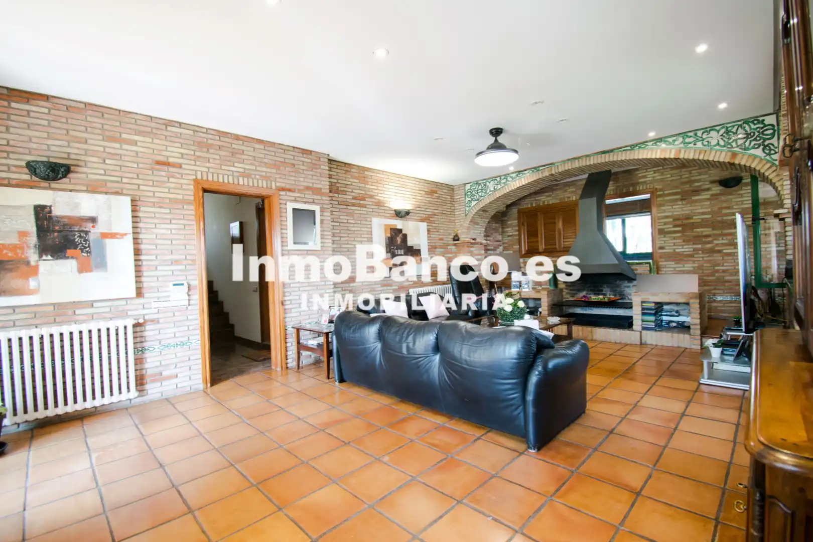 Sala de estar de Casa o chalet en venta en Chiva con Aire acondicionado, Calefacción y Jardín privado