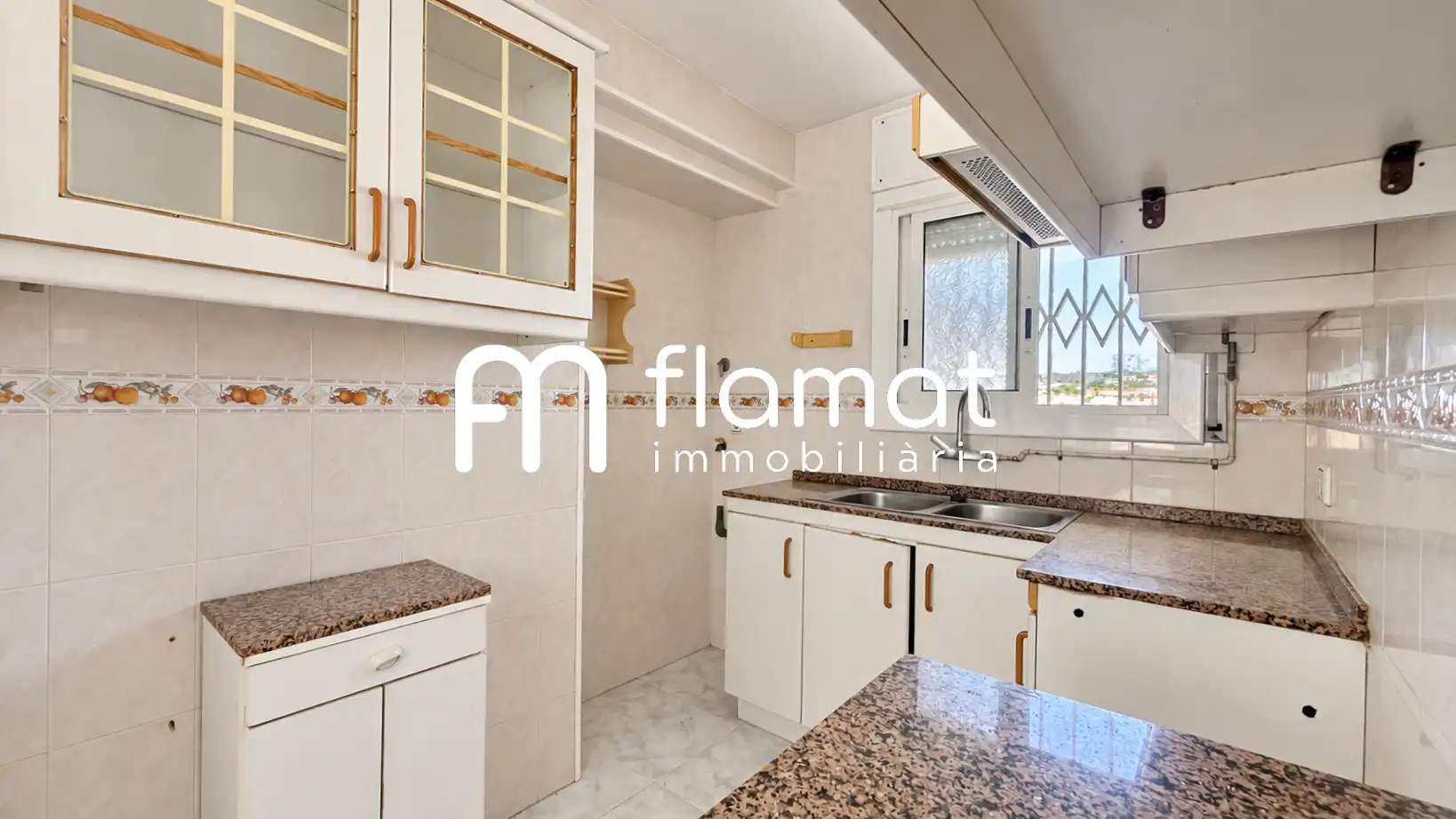 Kitchen of Flat for sale in Can Toni