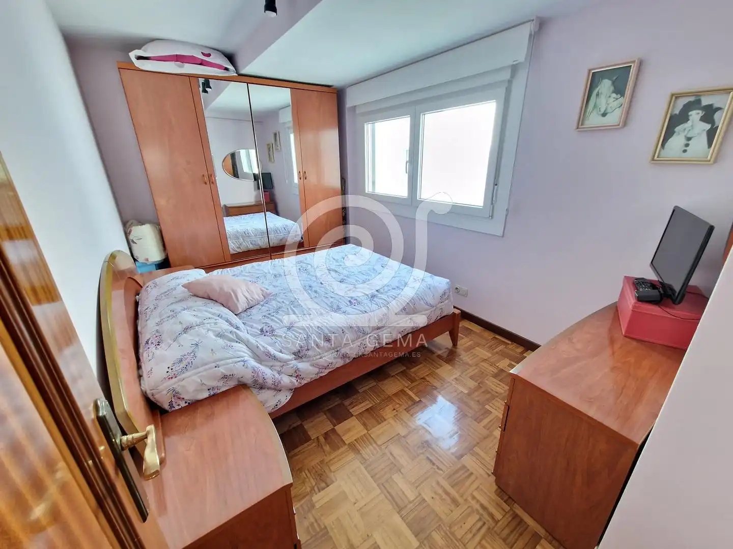 Bedroom of Flat for sale in A Coruña Capital   with Heating, Terrace and Furnished