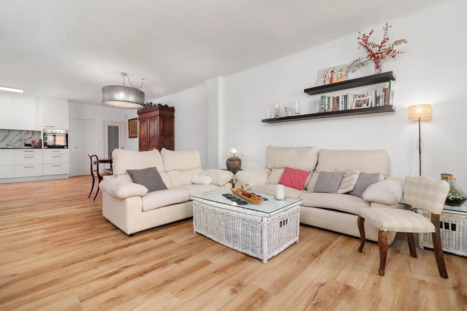 Wohnzimmer von Wohnung zum Verkauf in Figueres mit Heizung, Parkett und Terrasse