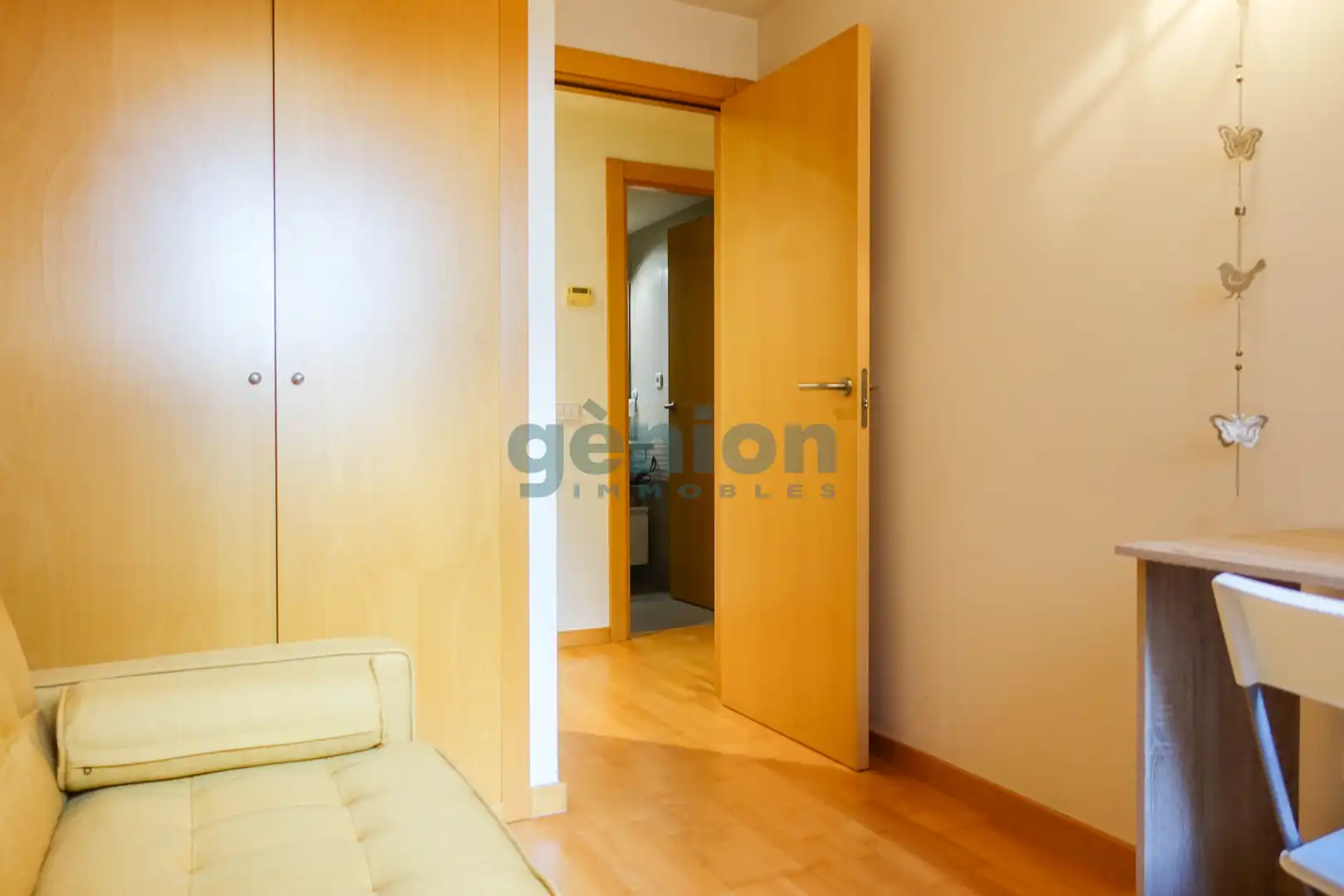 Habitación de Piso en venta en Girona con Aire acondicionado, Calefacción y Terraza