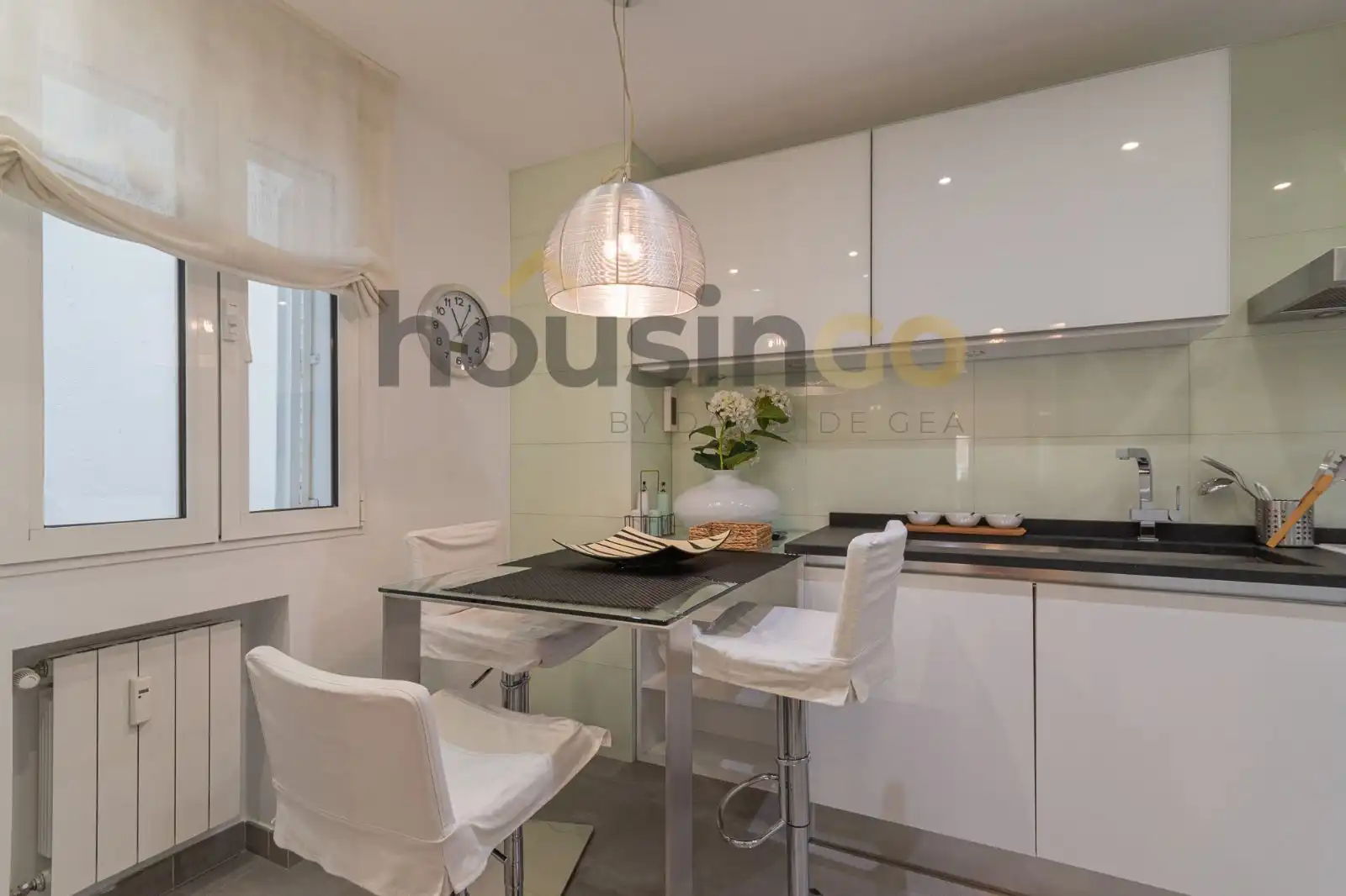 Kitchen of Flat for sale in Madrid  with Air Conditioner, Heating and Parquet flooring