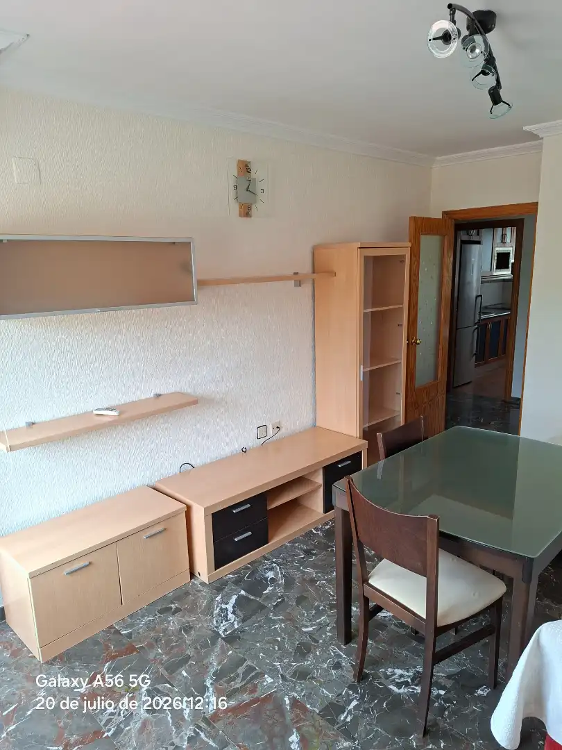 Living room of Flat for rent in Cenes de la Vega  with Air Conditioner, Furnished and Oven