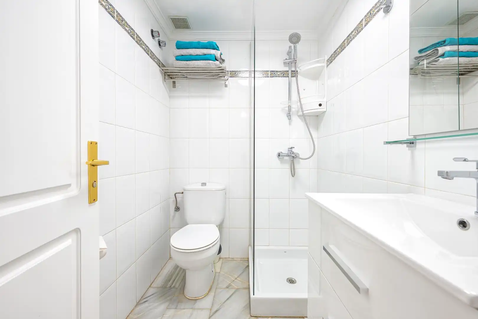 Baño de Casa adosada en venta en San Bartolomé de Tirajana con Aire acondicionado, Jardín privado y Terraza