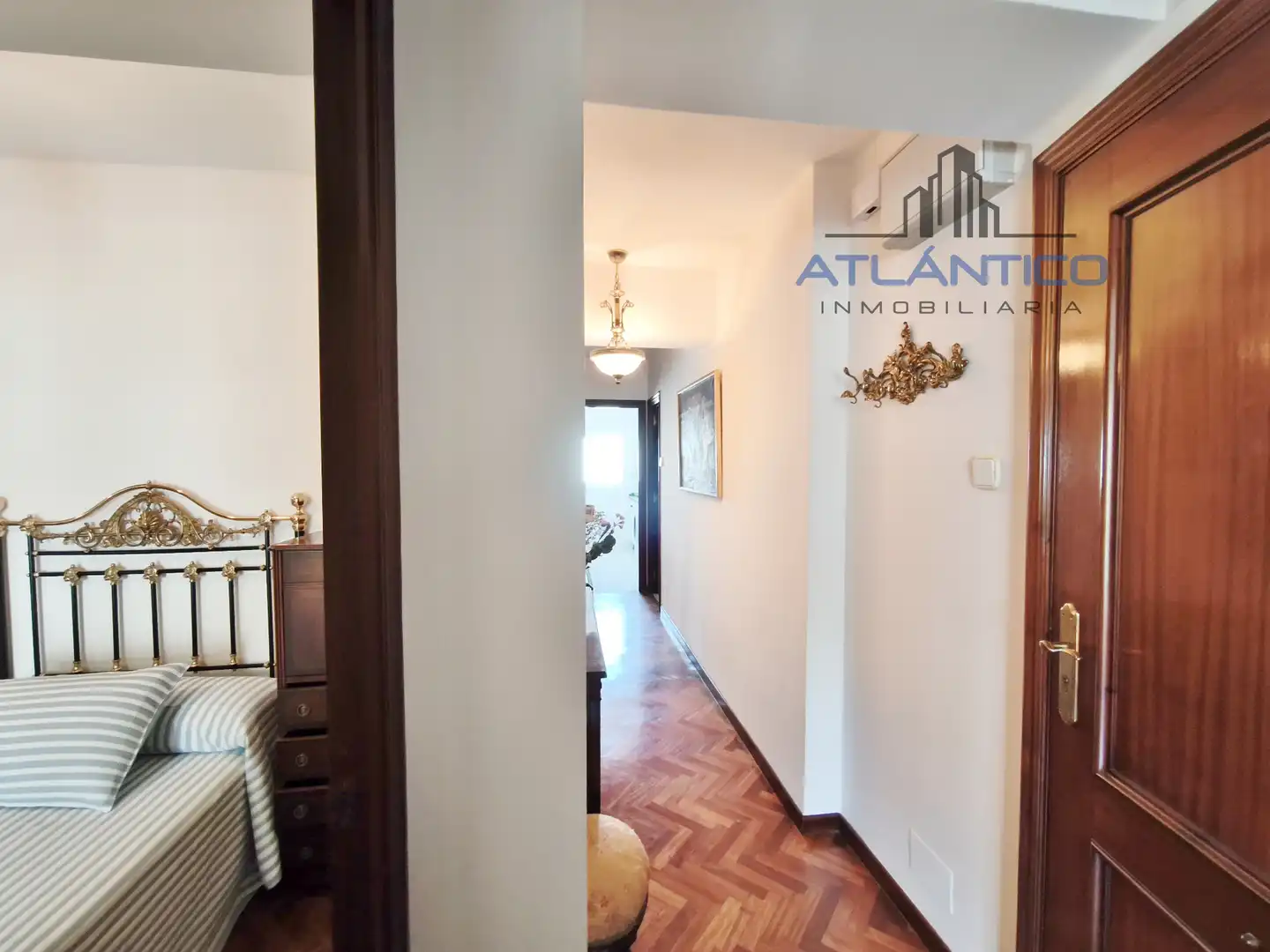 Flat for rent in A Coruña Capital   with Heating, Parquet flooring and Furnished