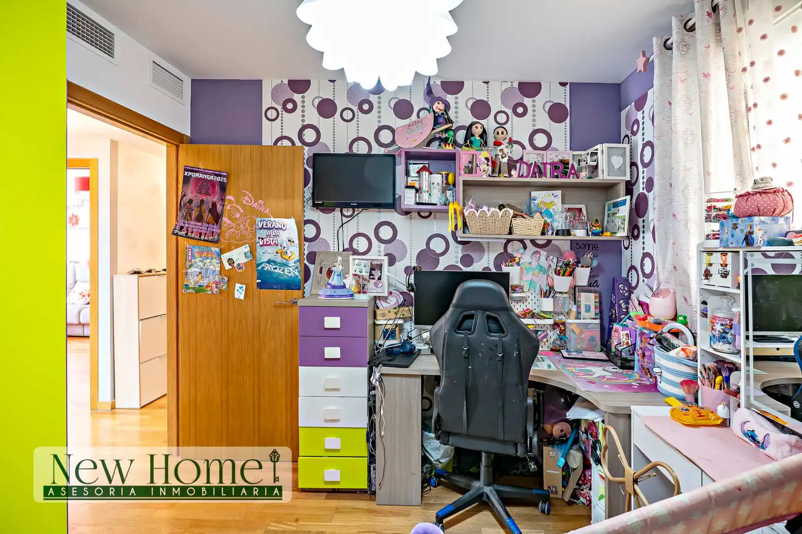 Habitación de Piso en venta en Almería con Amueblado