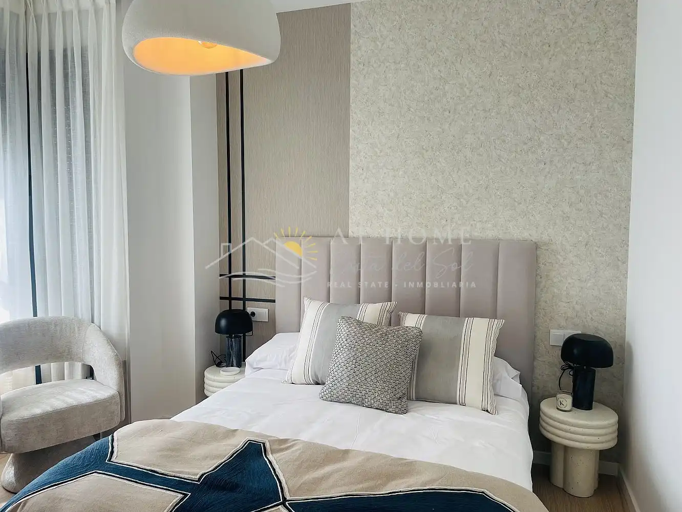 Schlafzimmer von Wohnungen zum Verkauf in Rincón de la Victoria mit Terrasse, Schwimmbad und Ofen