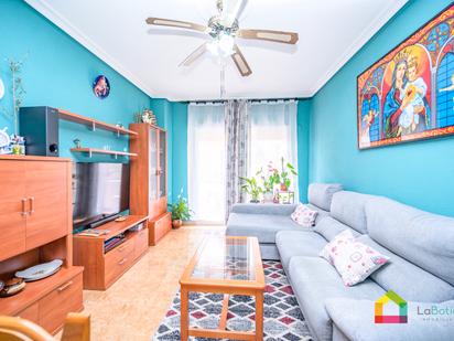 Living room of Flat for sale in Fuensalida  with Air Conditioner and Terrace
