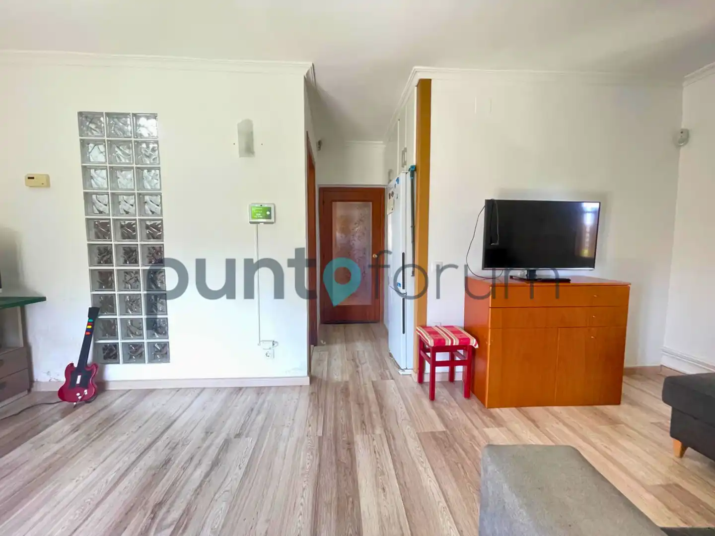 Sala de estar de Piso en venta en Barcelona con Calefacción, Trastero y Amueblado