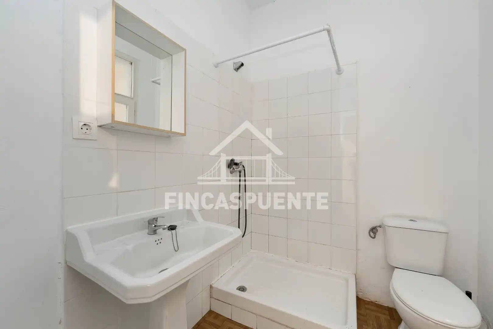 Dormitori de Estudi en venda en Barcelona amb Parquet