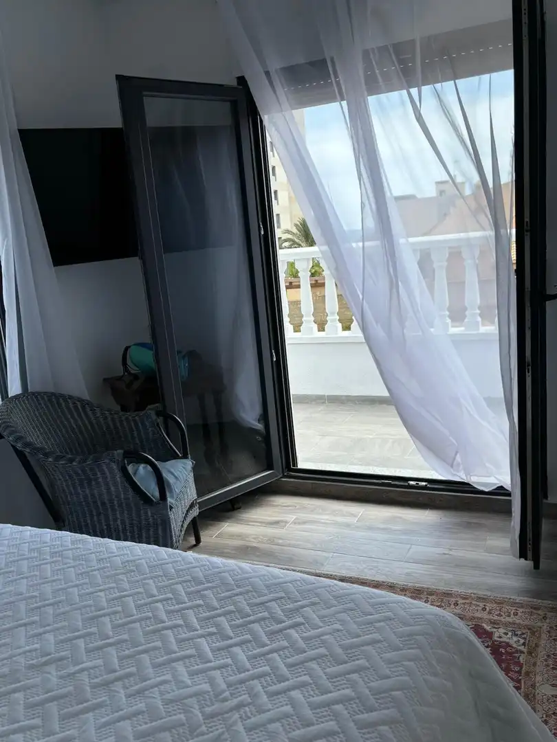 Terrassa de Casa o xalet en venda en Torrevieja amb Aire condicionat, Calefacció i Jardí privat