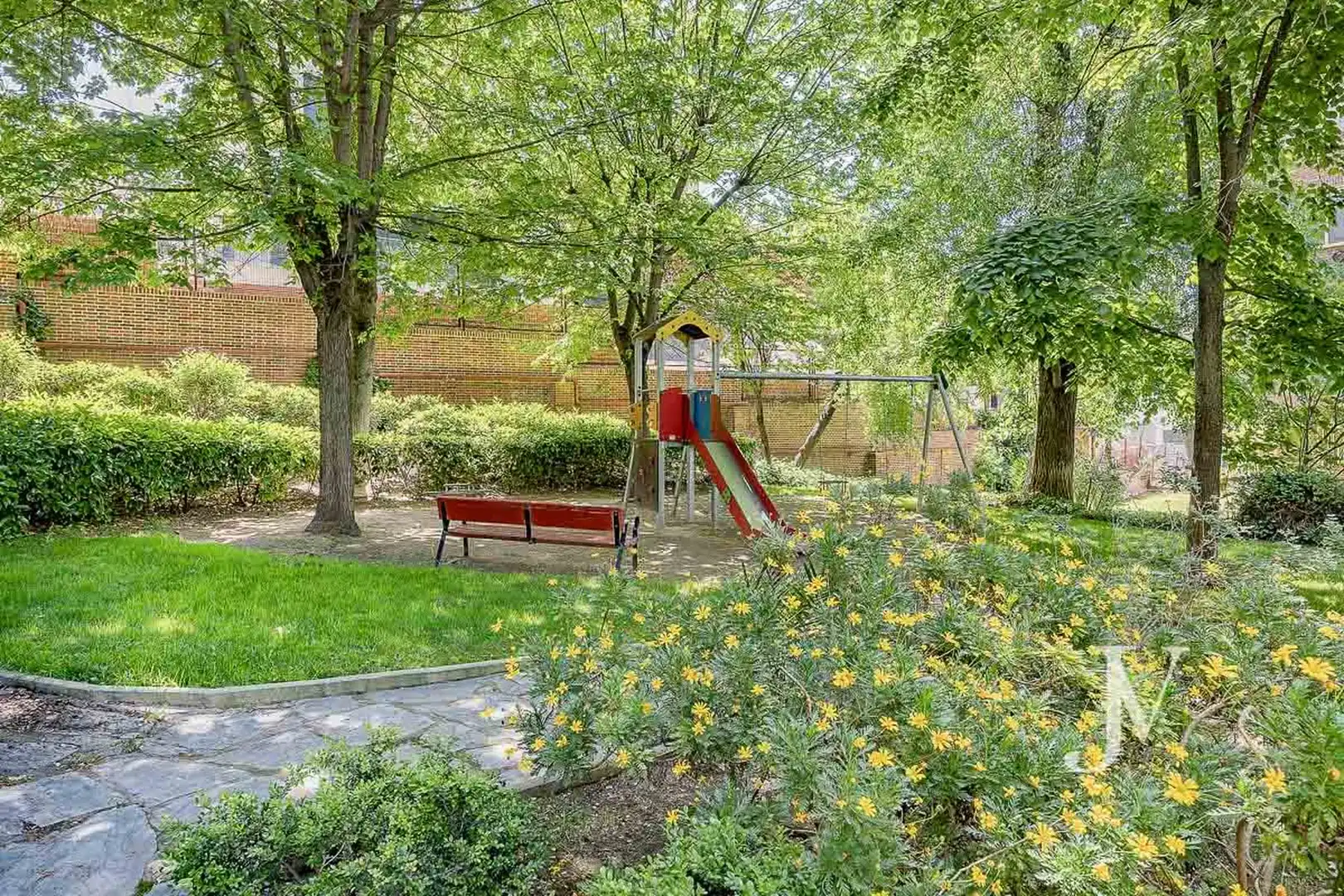 Jardí de Pis en venda en Madrid amb Aire condicionat, Calefacció i Terrassa