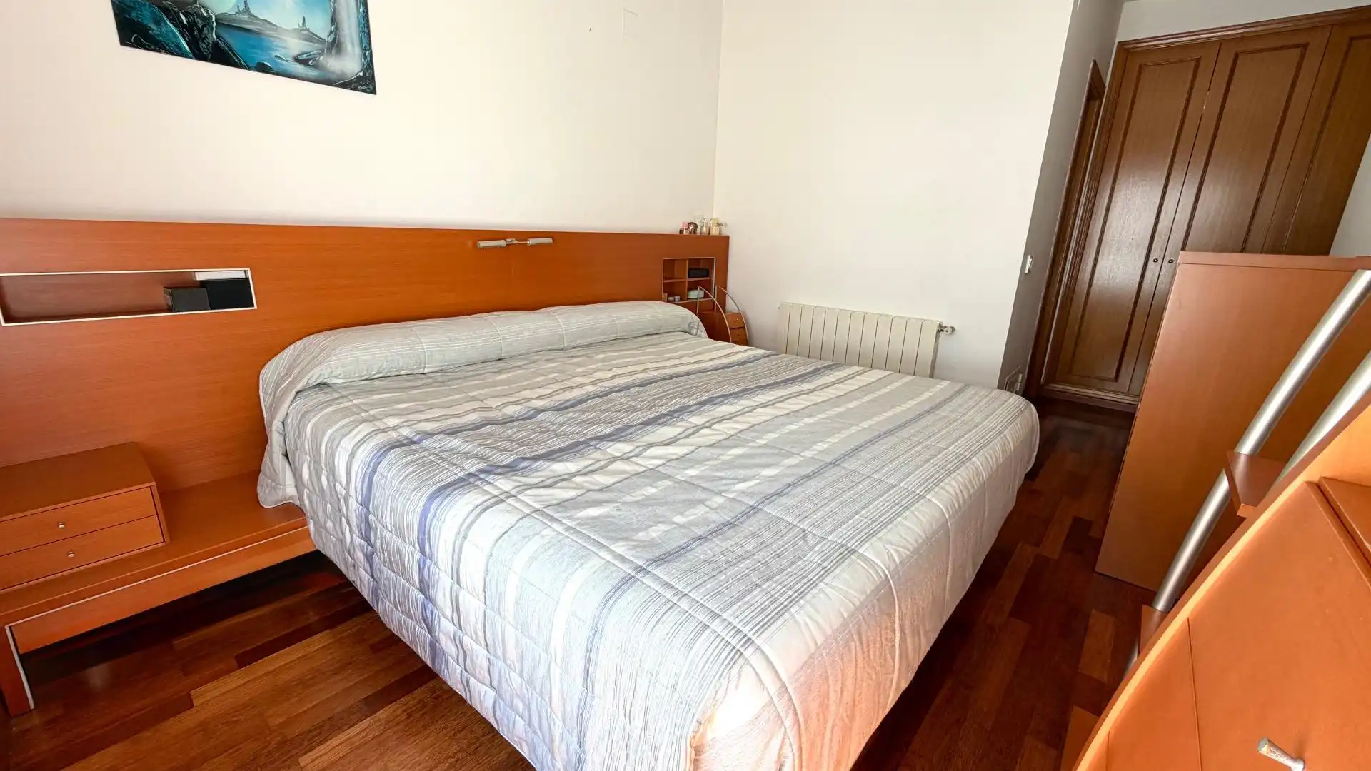 Bedroom of Attic for sale in Burjassot  with Air Conditioner, Heating and Terrace