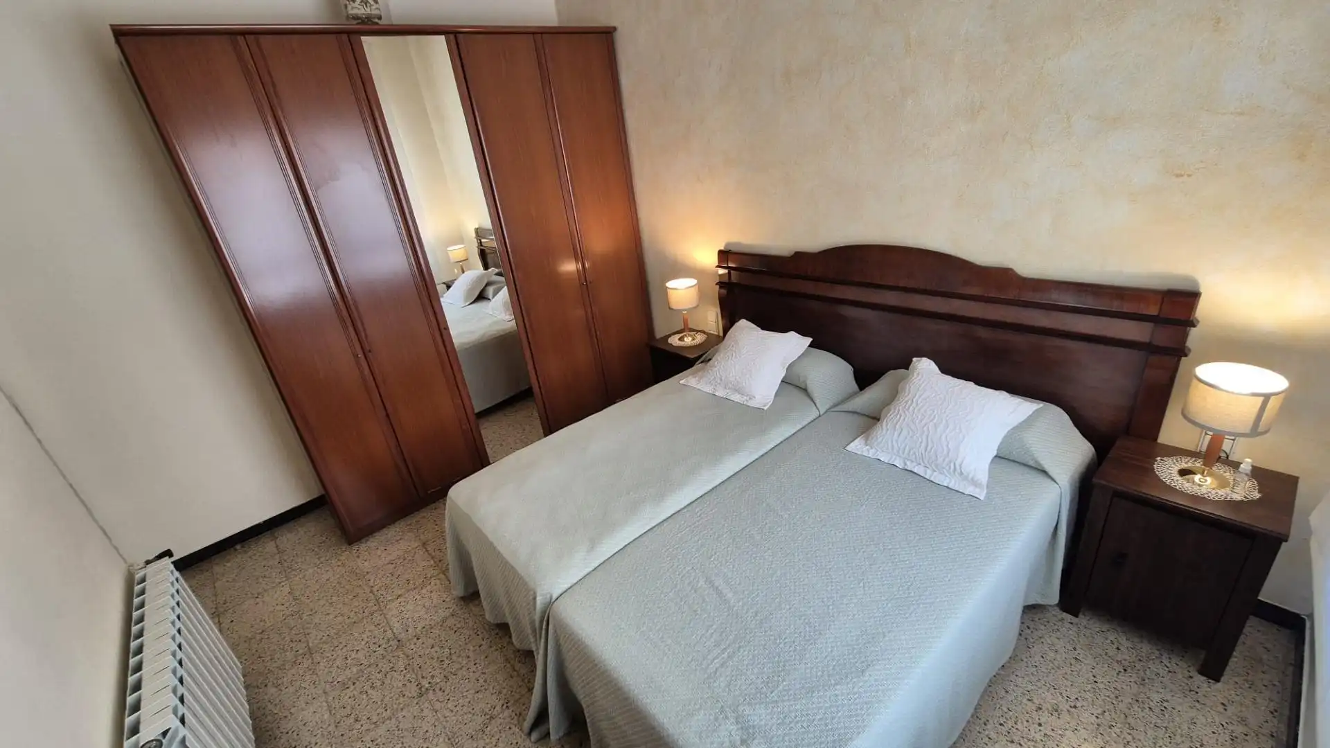 Dormitori de Casa o xalet en venda en Castellar del Vallès amb Aire condicionat, Jardí privat i Terrassa