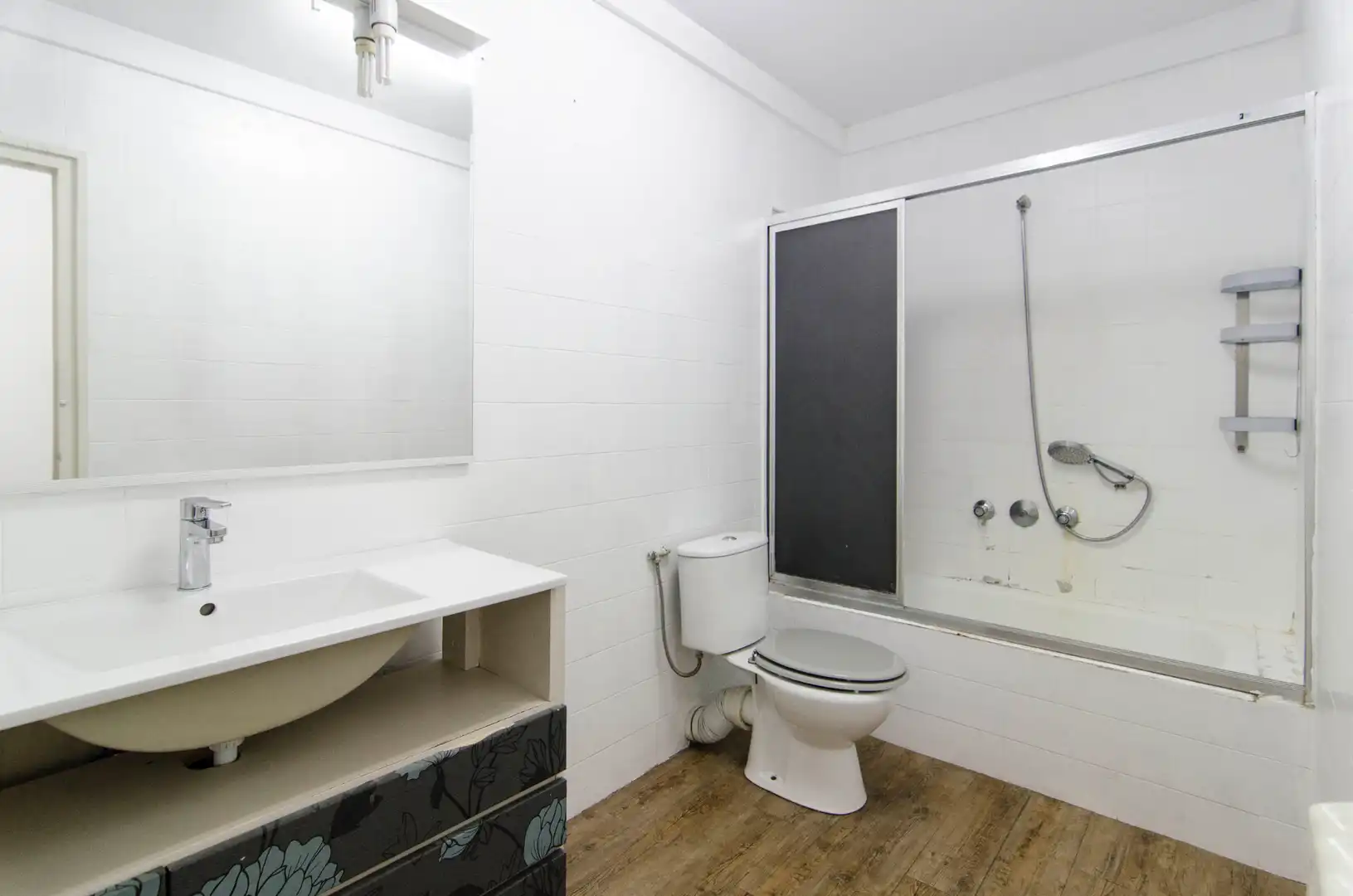 Baño de Piso en venta en Manresa con Calefacción, Trastero y Horno