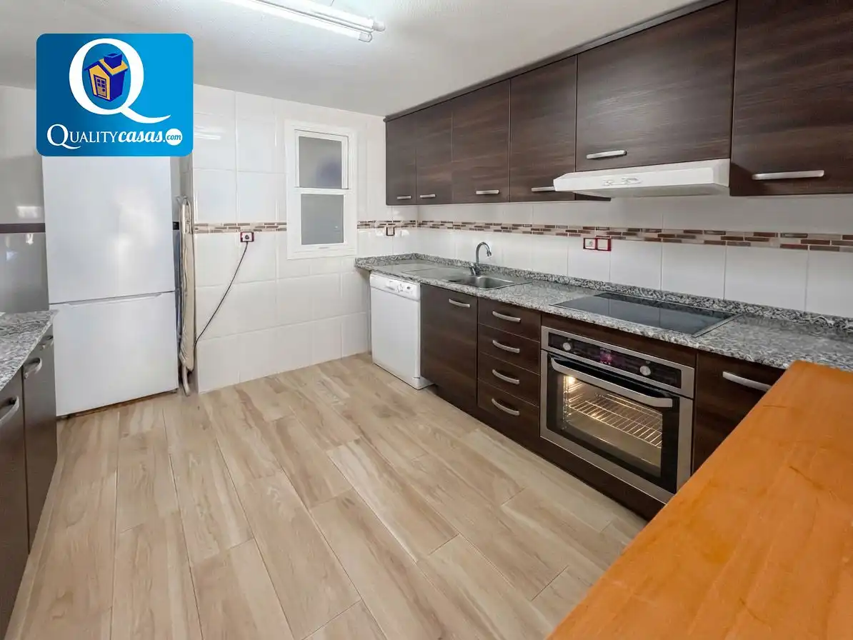 Piso con ascensor en venta en Pueblo Español - Coveta Fumá, imagen 4