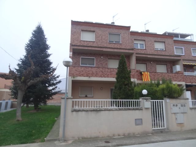Vista exterior de Casa adosada en venta en Sidamon