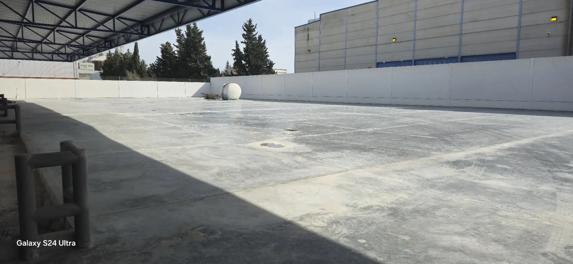 Terraza de Nave industrial de alquiler en Dos Hermanas