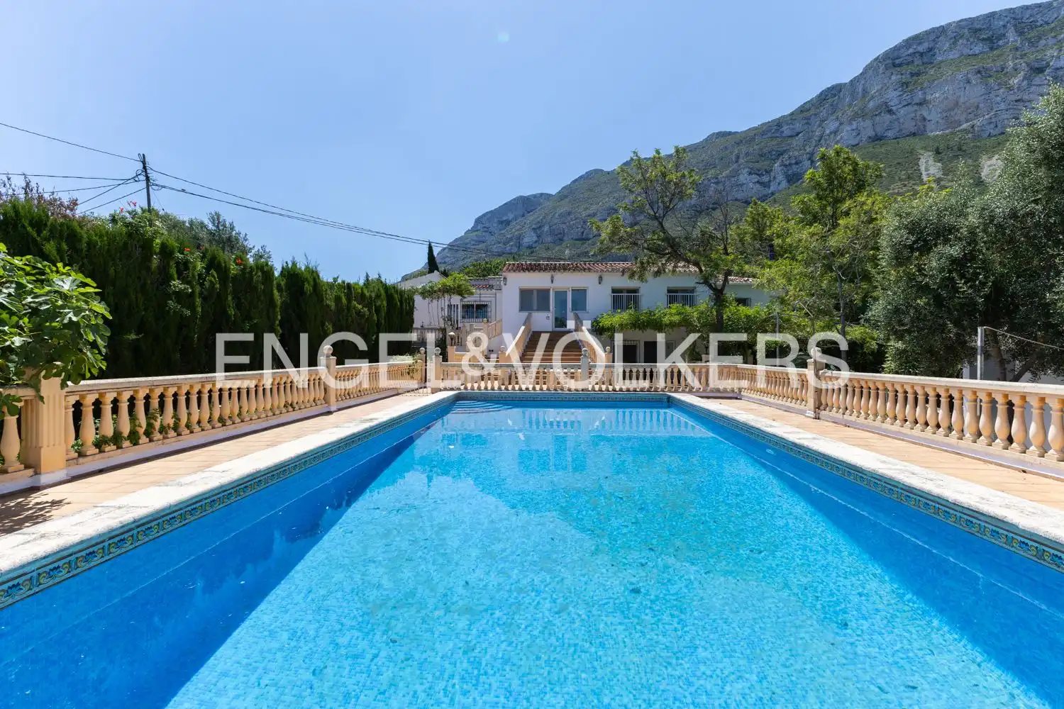 Vista exterior de Casa o chalet en venta en Dénia con Aire acondicionado, Calefacción y Jardín privado