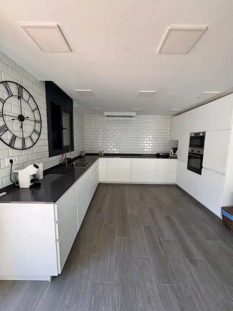 Cocina de Casa o chalet en venta en Vallromanes con Piscina y Balcón