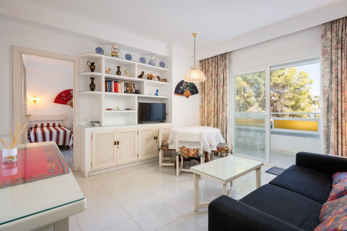 Habitación de Piso en venta en Marbella con Terraza, Piscina y Amueblado