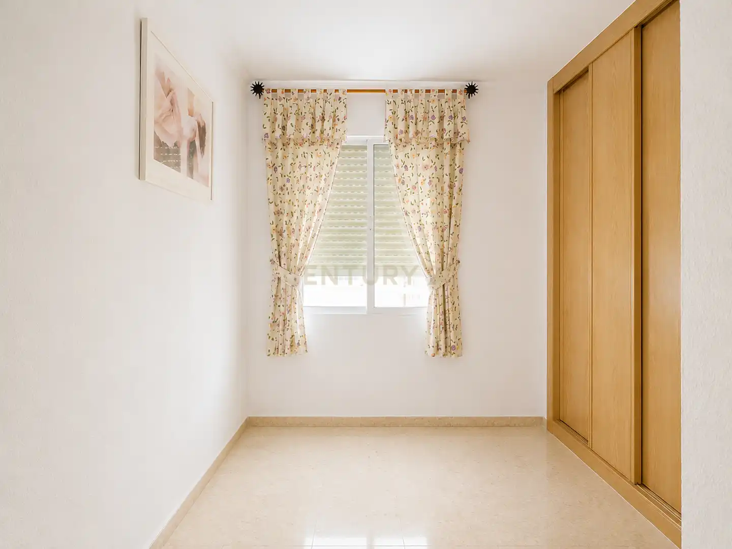 Dormitori de Apartament en venda en Málaga amb Jardí privat, Traster i Microones