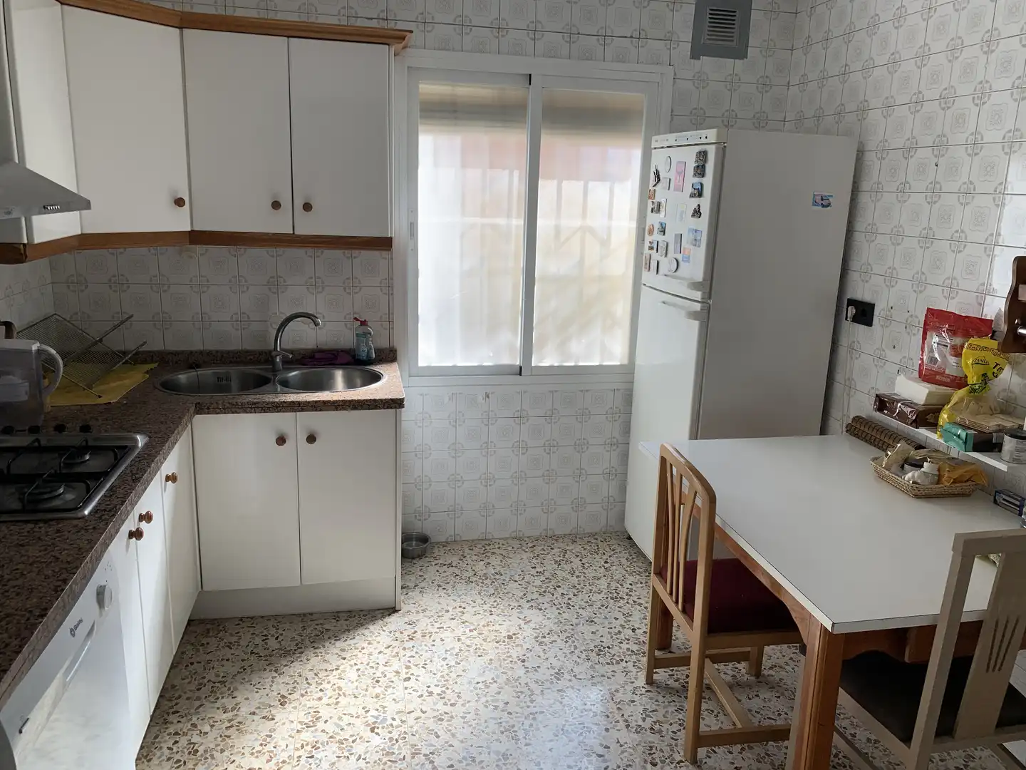 Cuina de Casa o xalet en venda en Vélez-Málaga amb Aire condicionat, Terrassa i Traster