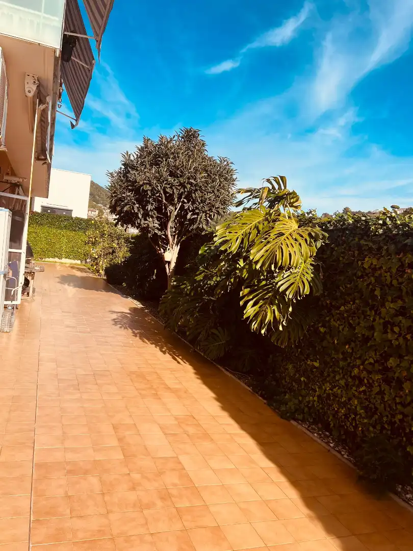 Jardín de Planta baja en venta en Pineda de Mar con Aire acondicionado, Calefacción y Jardín privado