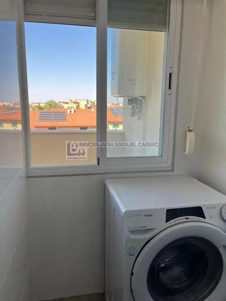Balcony of Apartments for rent in Cáceres  with Air Conditioner, Heating and Terrace