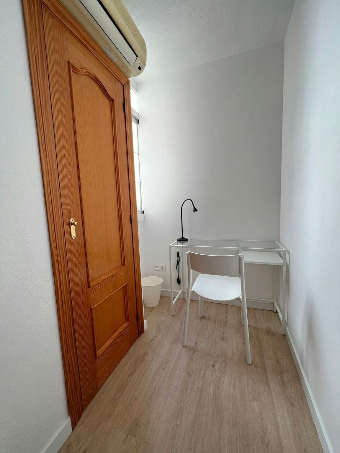 Dormitori de Pis per a compartir en  Valencia Capital amb Moblat, Rentadora i TV