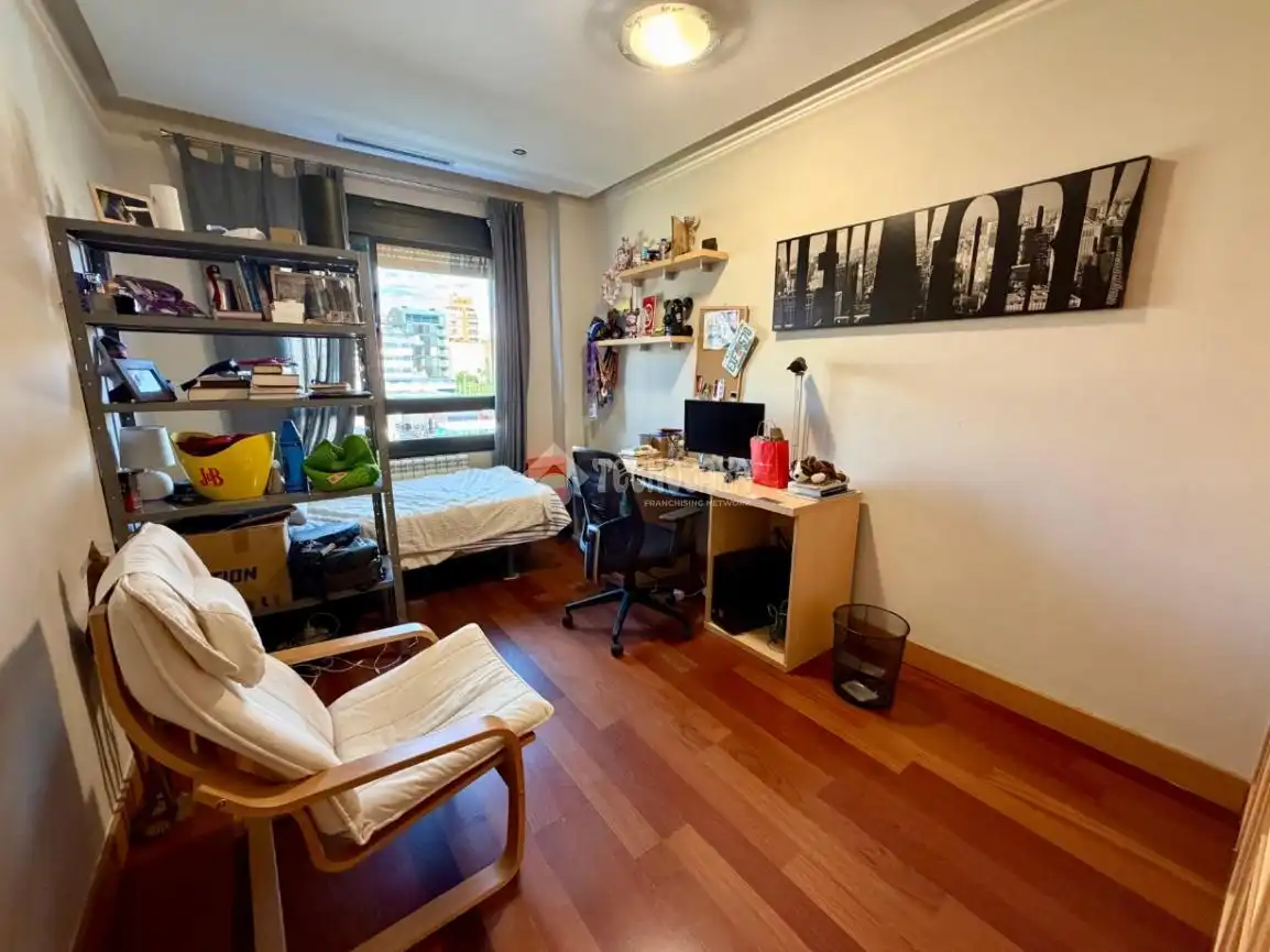 Schlafzimmer von Wohnung zum Verkauf in León Capital  mit Klimaanlage und Heizung