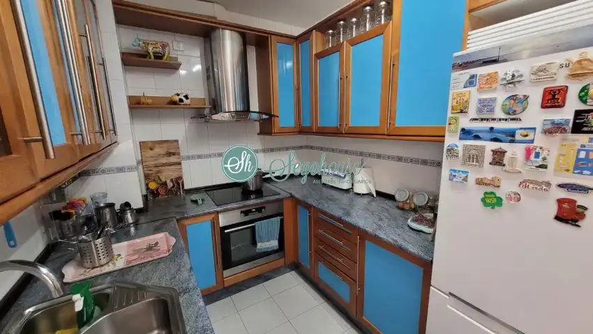 Kitchen of Flat for sale in Segovia  with Heating, Parquet flooring and Terrace