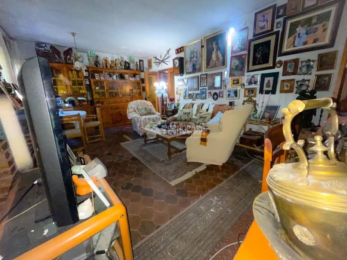 Sala d'estar de Casa o xalet en venda en Guadarrama amb Calefacció
