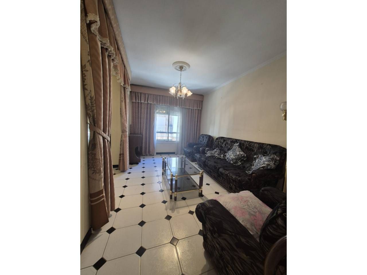 Sala de estar de Piso en venta en Girona Capital con Calefacción