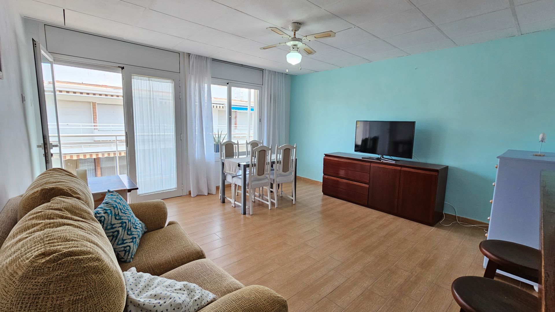 Sala d'estar de Pis en venda en  Tarragona Capital amb Terrassa, Moblat i Forn