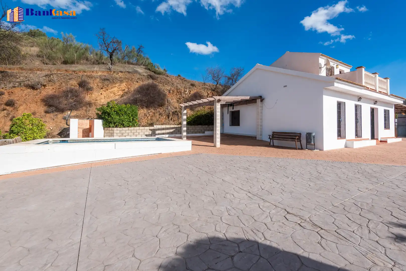 Terraza de Casa o chalet en venta en Casabermeja con Jardín privado, Piscina y Amueblado