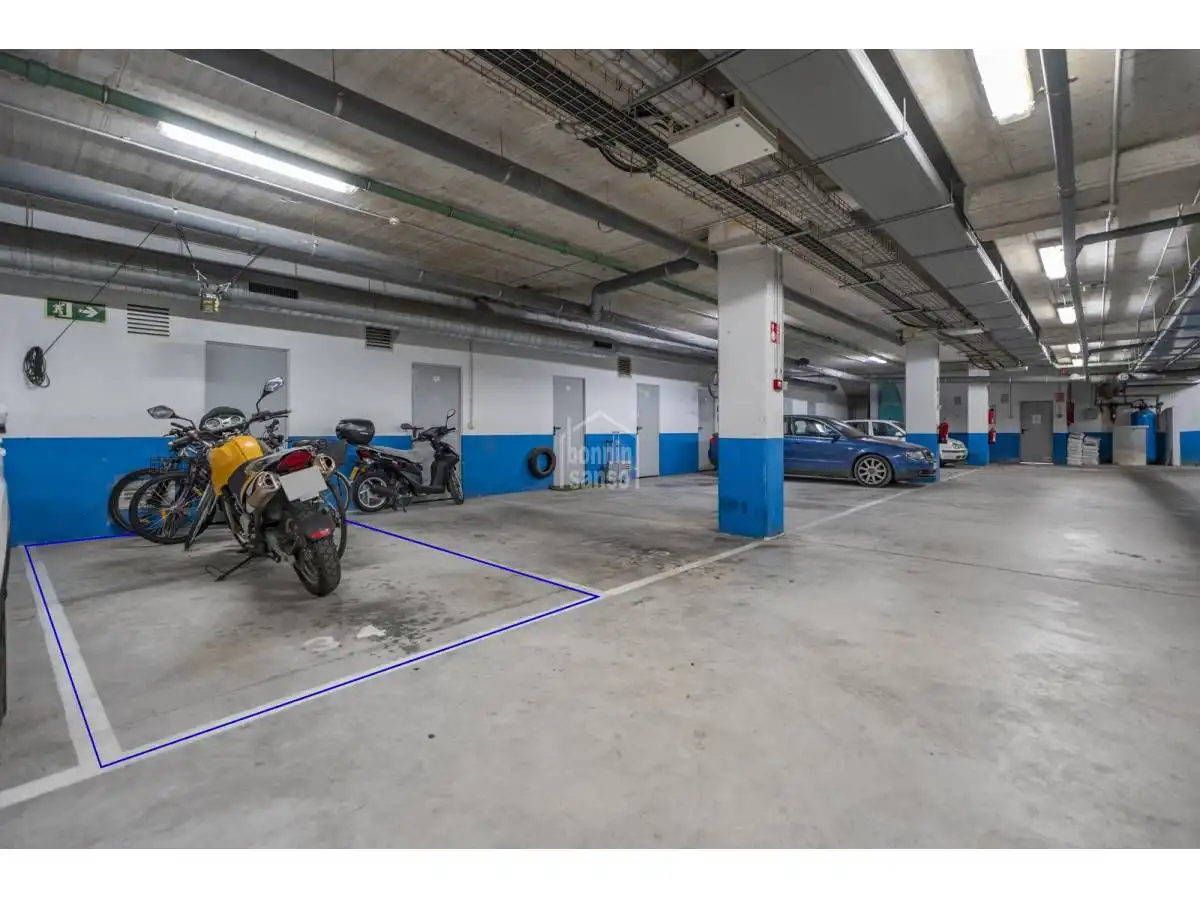Parking de Apartamento en venta en Ciutadella de Menorca con Calefacción, Terraza y Piscina