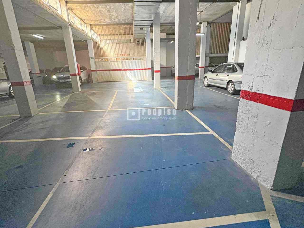 Parking of Garage for sale in  Madrid Capital