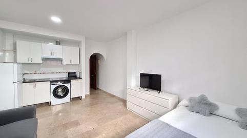 Foto 2 de Estudi en venda a Calle Mercurio, Arroyo de la Miel, Málaga